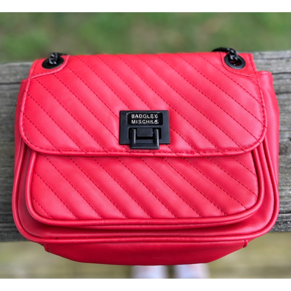 Badgley Mischka Crossbody Bag Quilted Small Red‎ Vegan Leather Edgy Chic Luxury